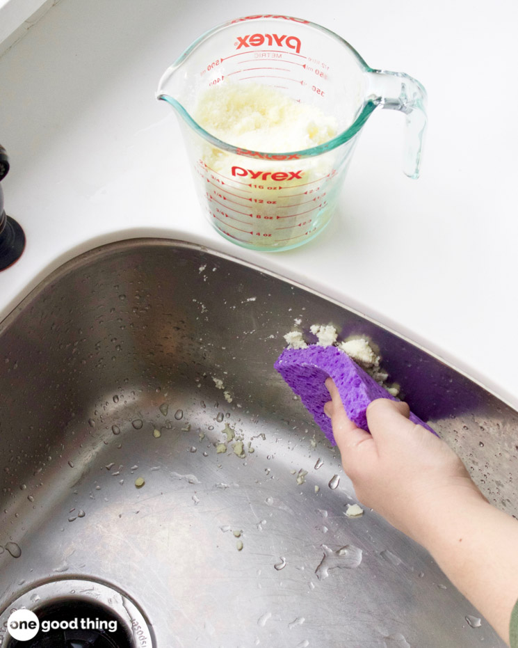 Use borax and lemon juice in a paste to clean and shine even the grungiest kitchen sink.