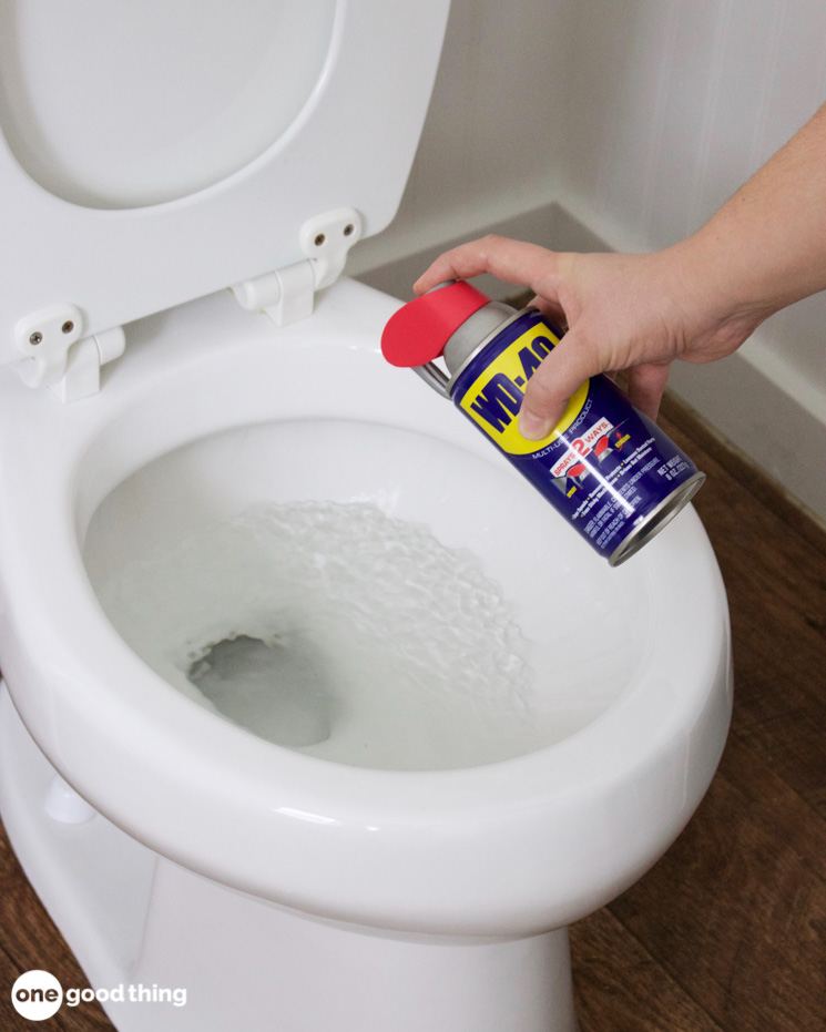 Uses for WD-40 spraying it in a toilet bowl